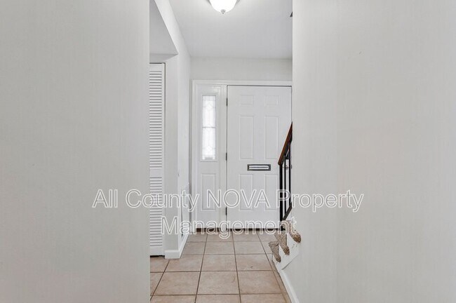 Building Photo - 9995 Campus Way S
