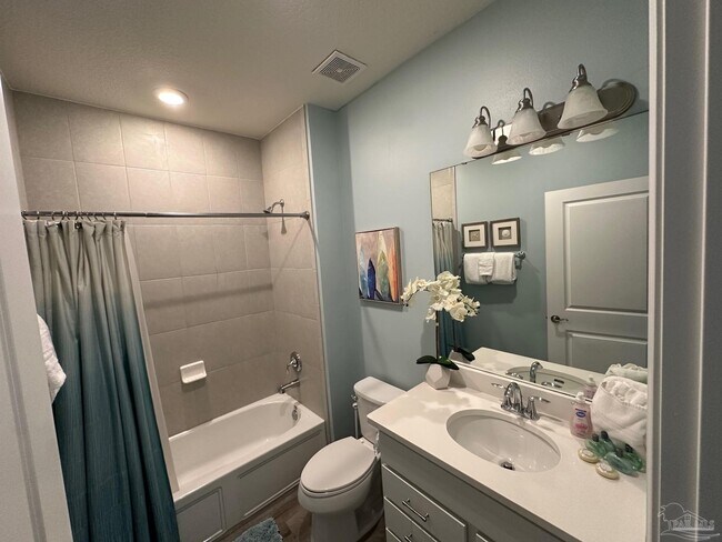 Building Photo - 14549 Salt Meadow Dr