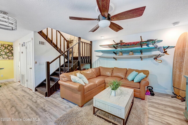 Building Photo - 8703 Jasmine Ct