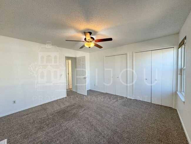 Building Photo - 2142 Baltimore Cir