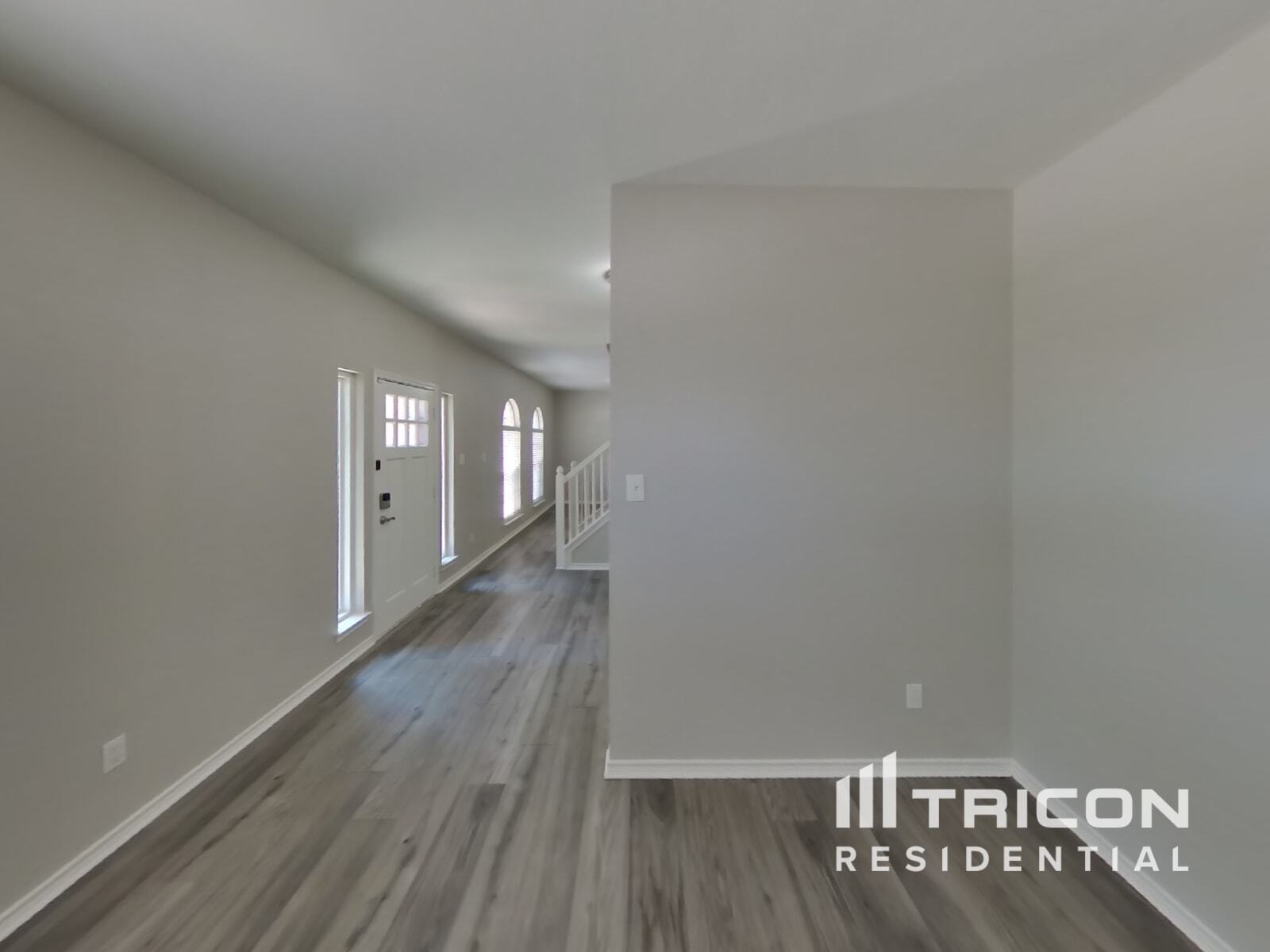 Building Photo - 8401 Manchester Dr