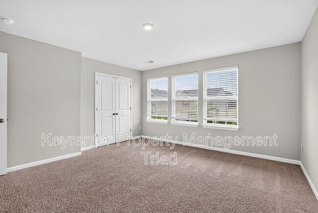 Building Photo - 5109 Black Frst Dr
