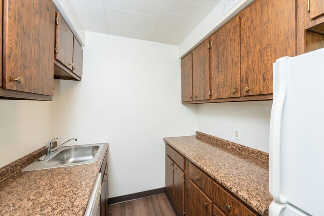 Interior Photo - Landmark Apartments