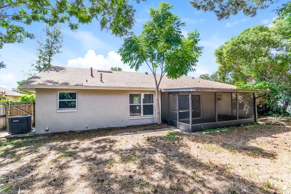 Building Photo - 2739 Sumba Ave