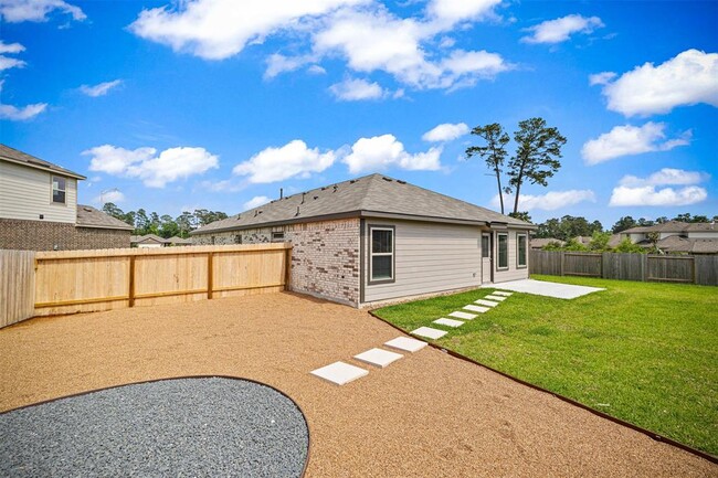 Building Photo - 8019 Camphor Ct