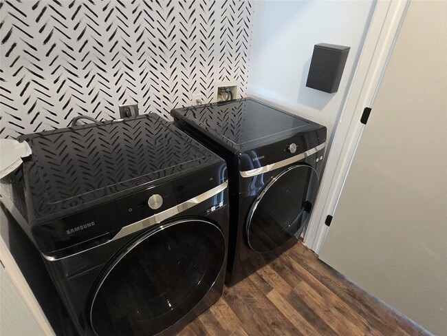 Building Photo - 2638 Skyview Ridge Ct