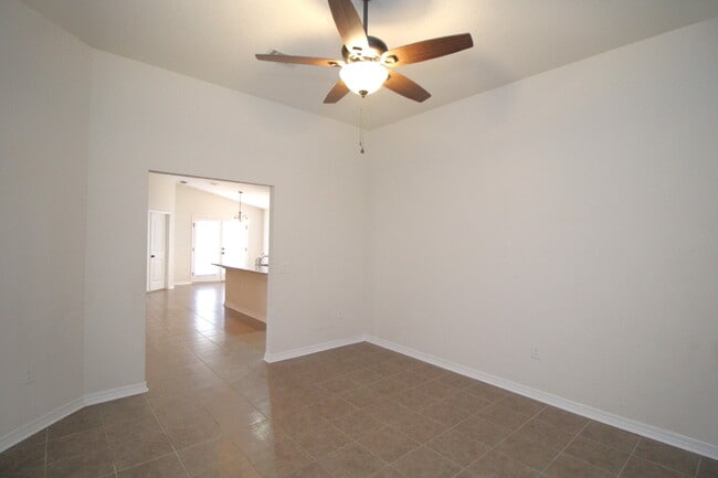 Building Photo - Coming March 16th — Upgraded 3-Bed, 2-Bath Pace Home in The Woodlands with Open Floor Plan, Bonus...