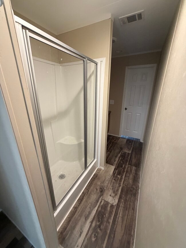 Building Photo - 1121 Connor Ave