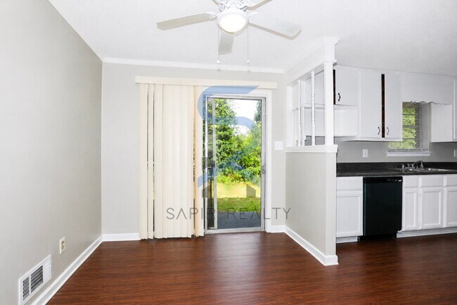 Building Photo - Peaceful Suburban Living Awaits – 3BR/1.5BA Home