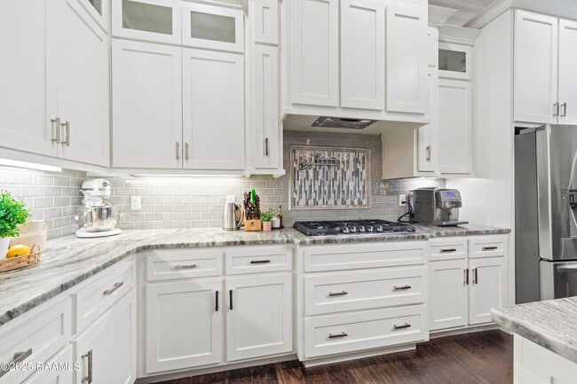 Building Photo - 311 Oats Dr