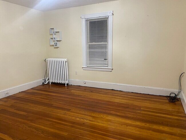 Building Photo - 285 E Squantum St