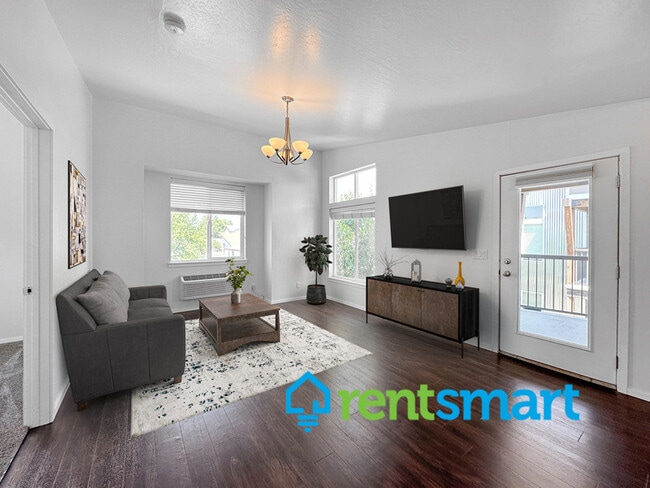 Building Photo - 2245 South Ave W