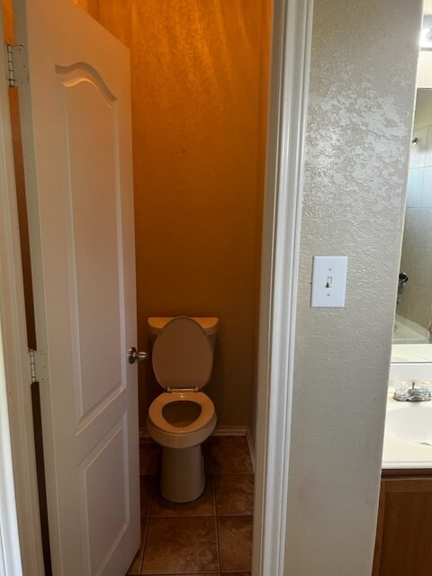 Building Photo - 5702 Sendero Spgs