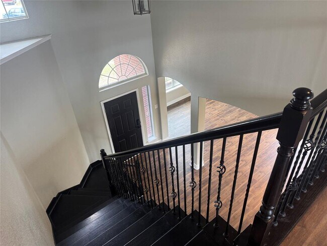 Building Photo - 1800 Rachel Ln