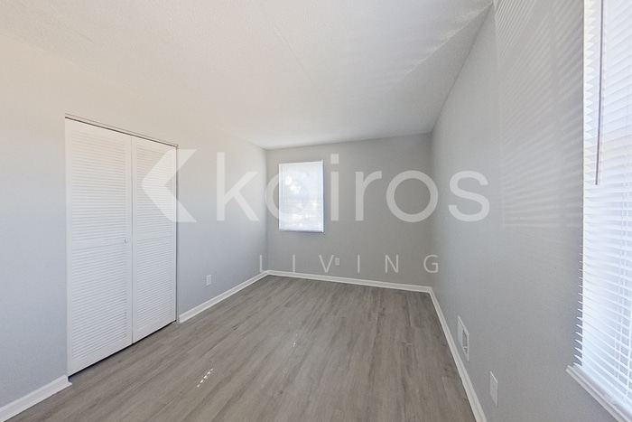 Building Photo - 3216 McCleod Ave