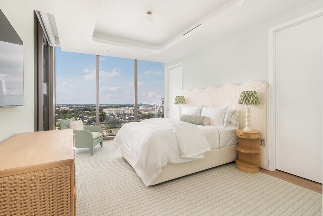 Building Photo - 1333 S Flagler Dr