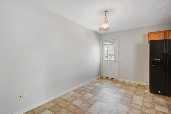 Building Photo - 104 Wildberry Ln