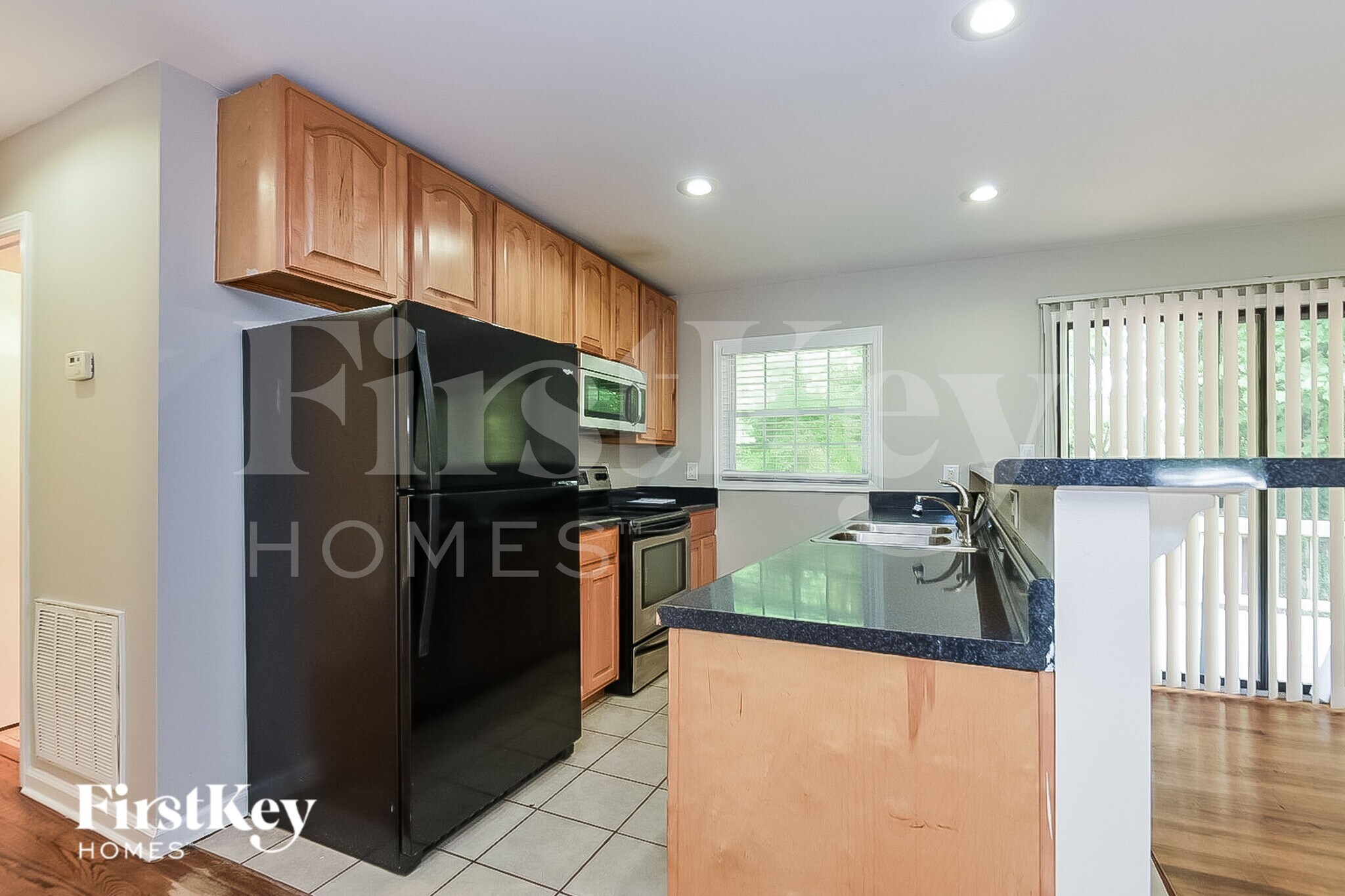 Building Photo - 2340 Melody Ln NW