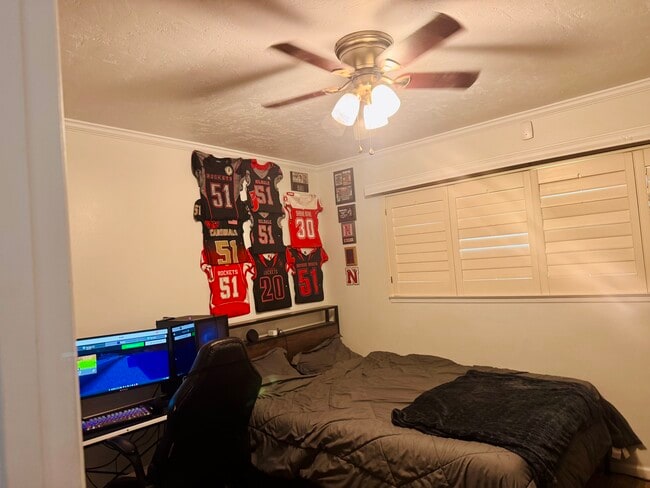 Building Photo - 4406 Glencannon St