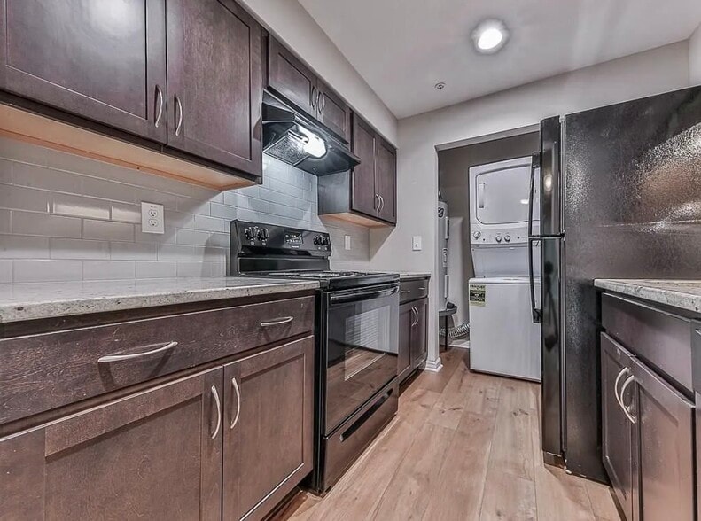 Building Photo - 1166 Booth Rd SW