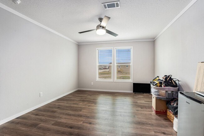 Building Photo - 151 Piper Path