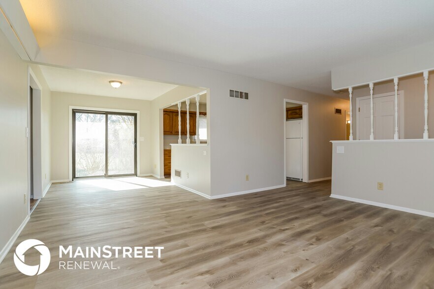 Building Photo - 3923 S Breckenridge Dr