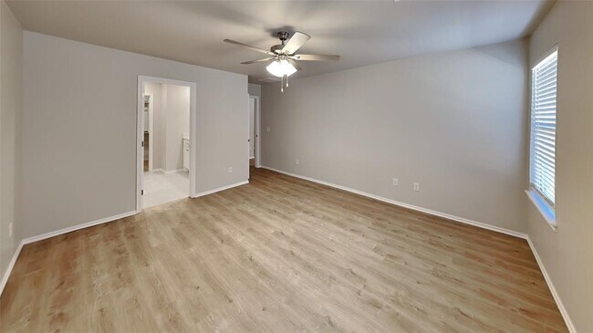 Building Photo - 12700 Elba Dr