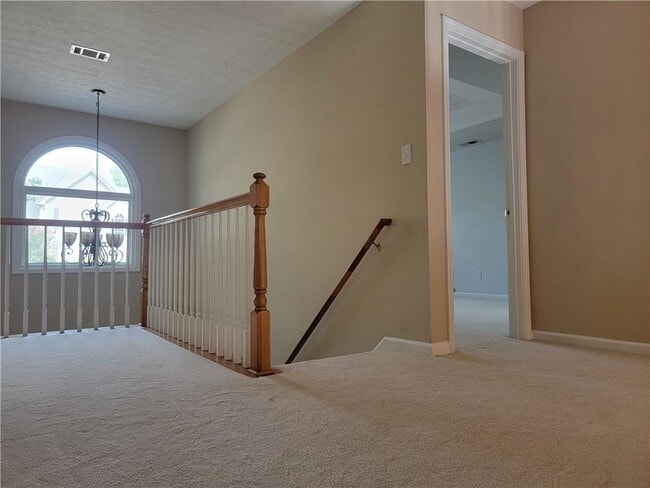 Building Photo - 2790 Suwanee Lakes Trail NW