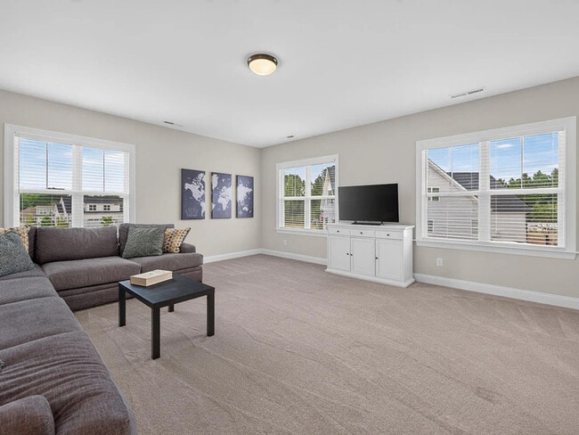 Building Photo - Lease OR Lease to Own