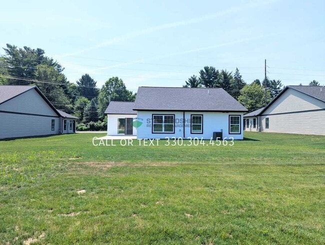 Building Photo - 2038 E Smithville Western Rd