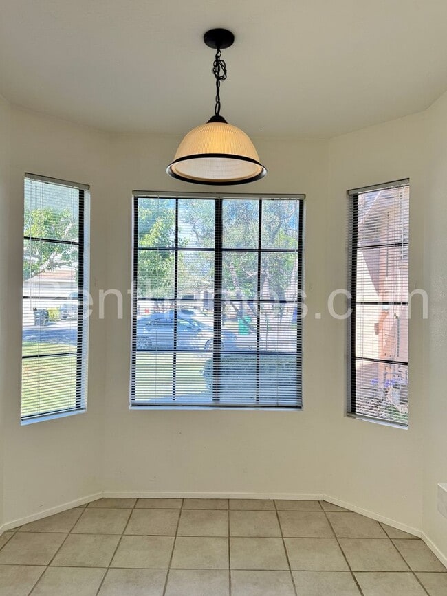 Building Photo - 13535 Hike Ln