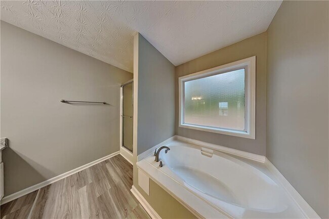 Building Photo - 4305 Waters Way