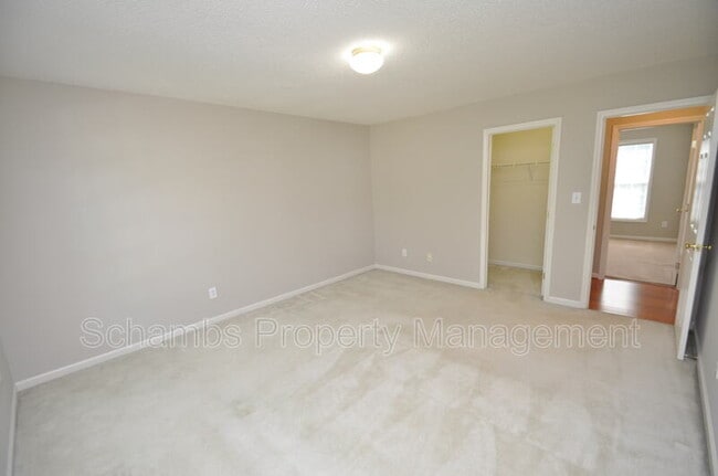 Building Photo - 2307 Fordcrest Dr