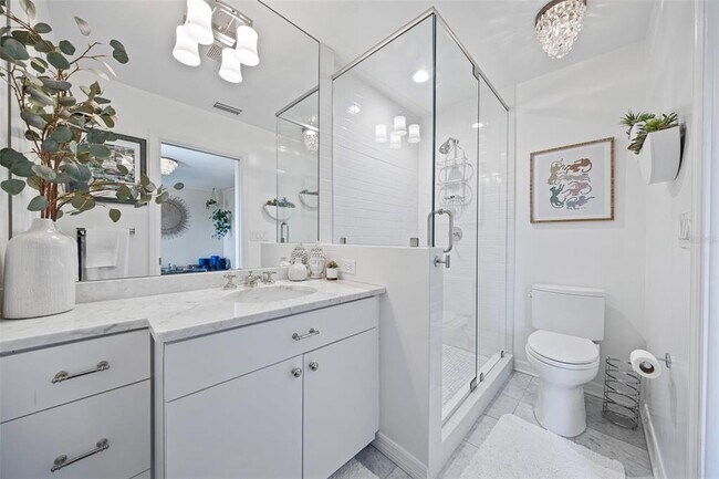 Building Photo - 3301 W Morrison Ave