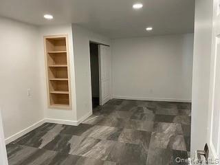 Building Photo - 116 E Main St