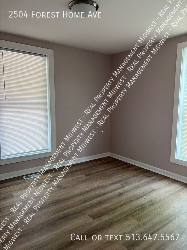 Building Photo - 2504 Forest Home Ave