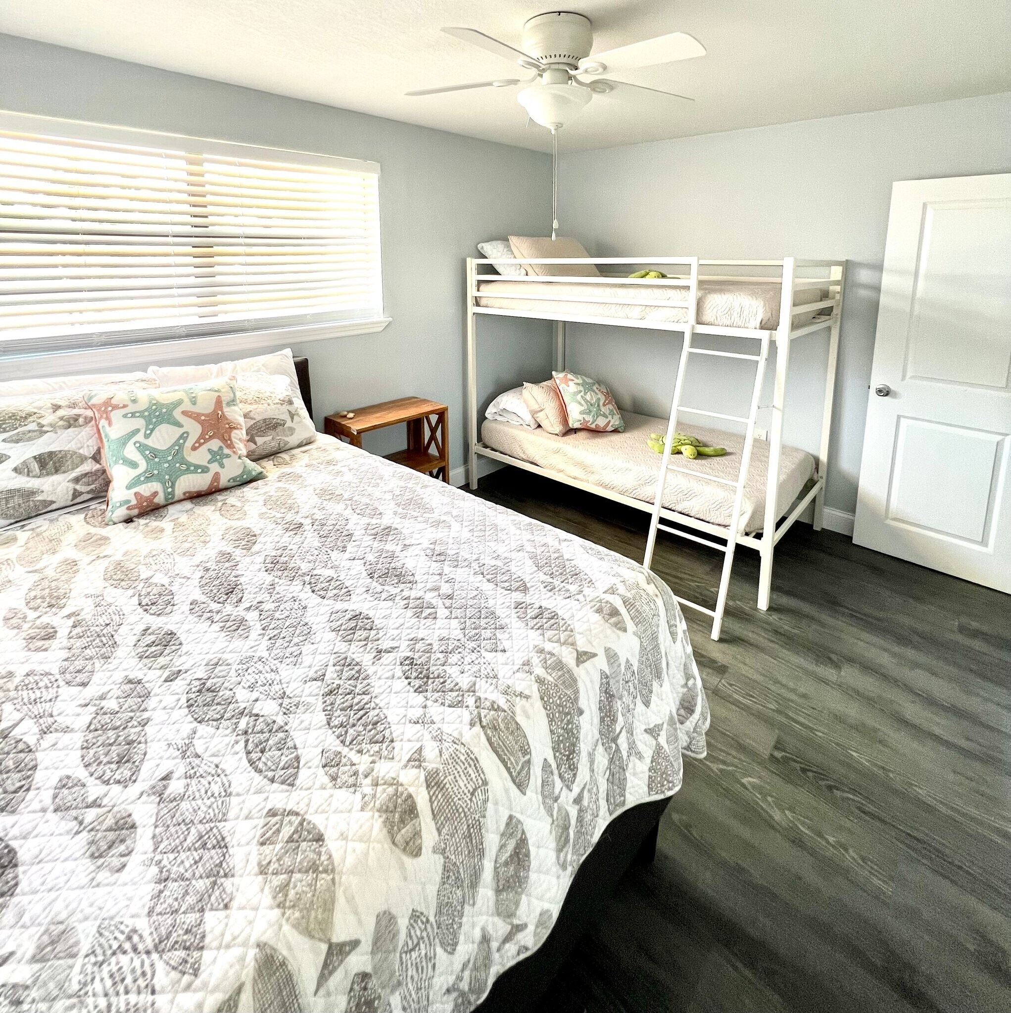 Building Photo - 33 Azalea Dr