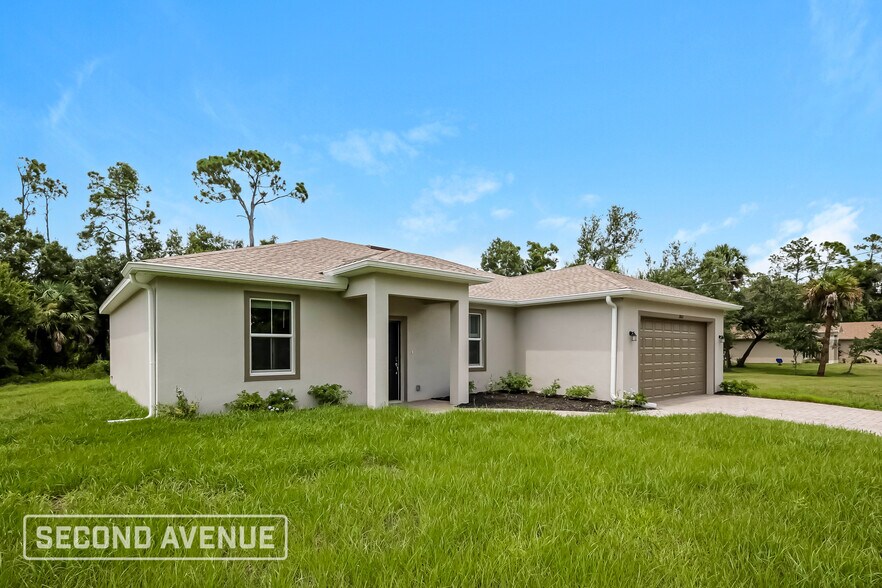 Building Photo - 2863 Carmelia St