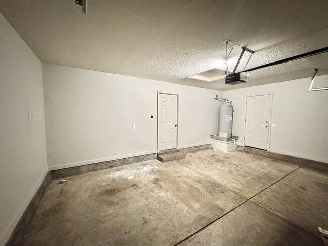 Building Photo - 10095 Nolton Cir