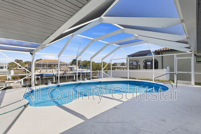 Building Photo - 18662 Arapahoe Cir