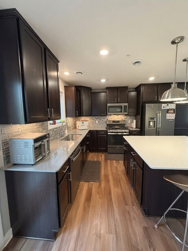 Building Photo - 4782 Martingale Dr