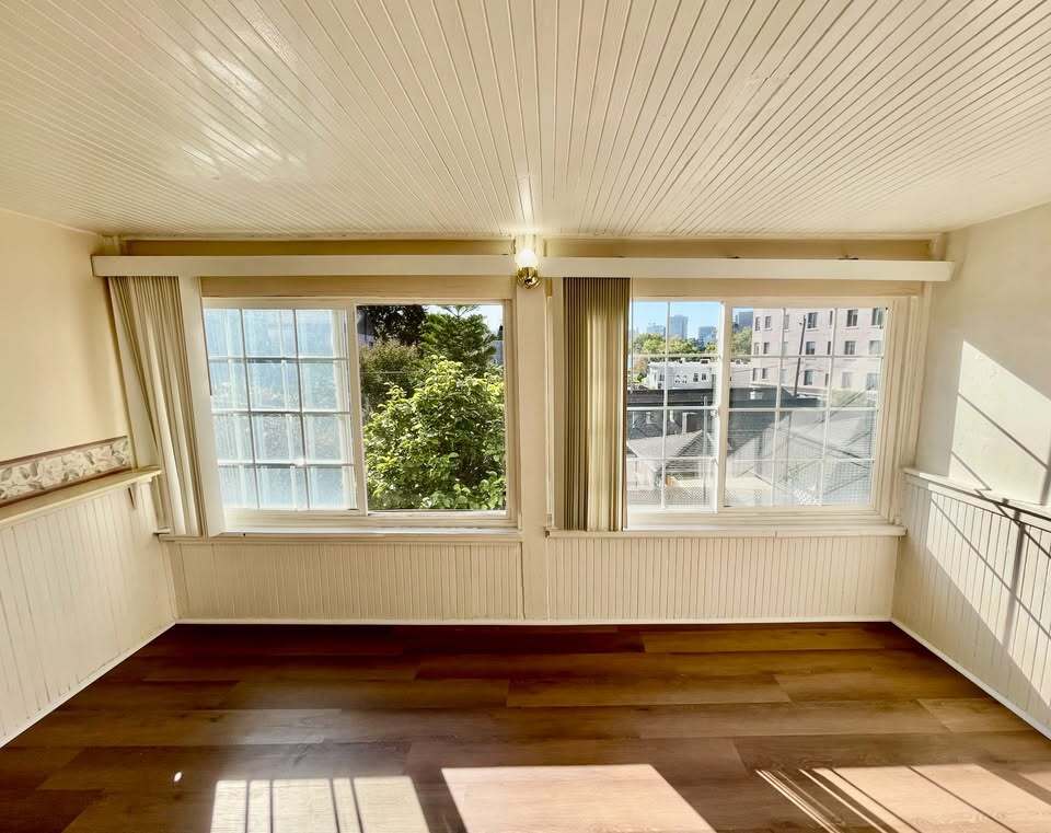 Building Photo - 475 Newton Ave