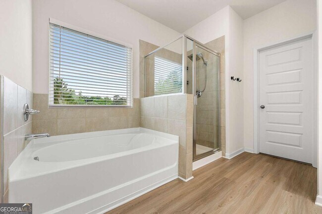 Building Photo - 228 Whitneys Wy