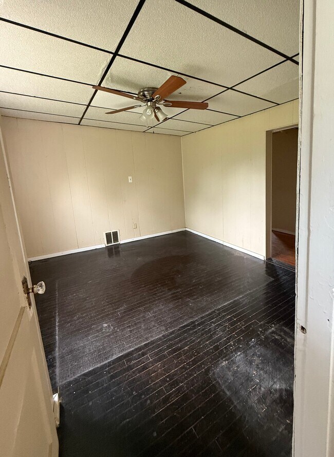 Building Photo - 838 N 23rd St