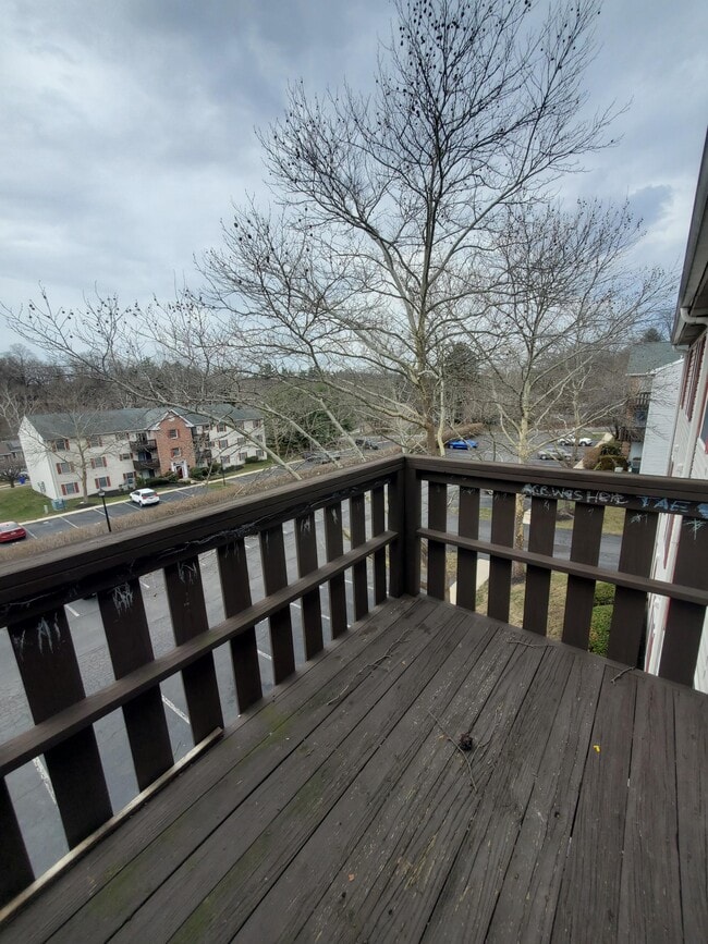 Building Photo - 620 Manatawny St