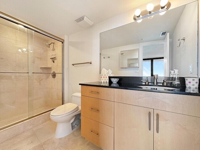 Building Photo - 3000 N Ocean Dr