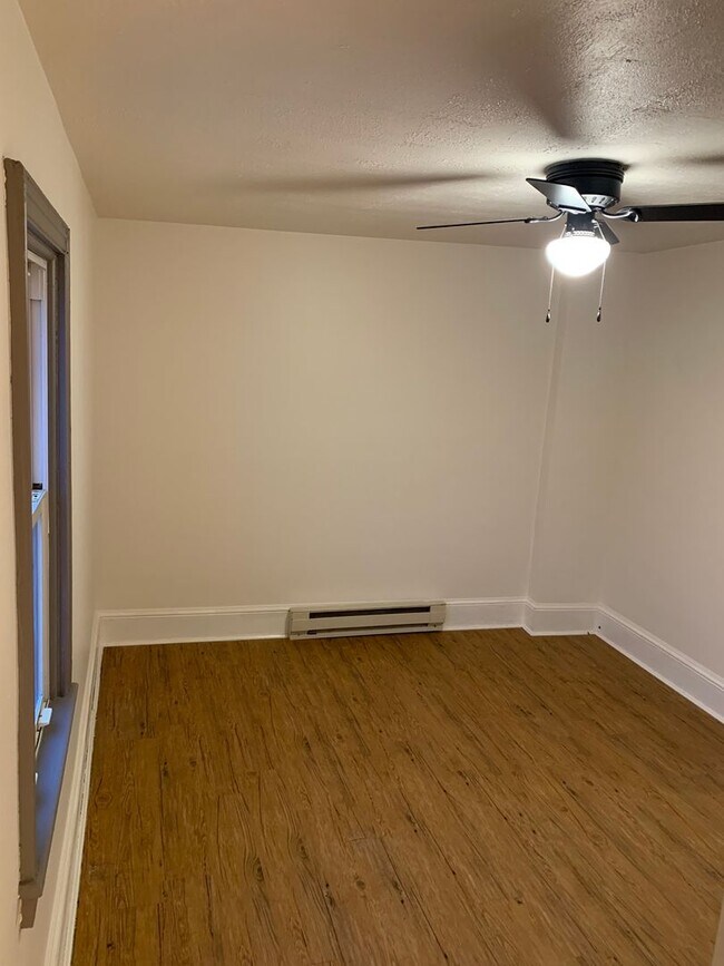 Building Photo - 179 N Water St