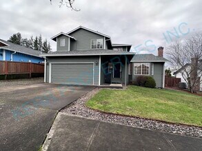 Building Photo - Charming 3-Bed Home with 2.5 Baths in Troutdale - Your Spacious Retreat Awaits!