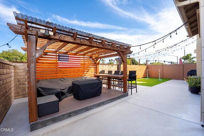 Building Photo - 2406 Nicklaus St