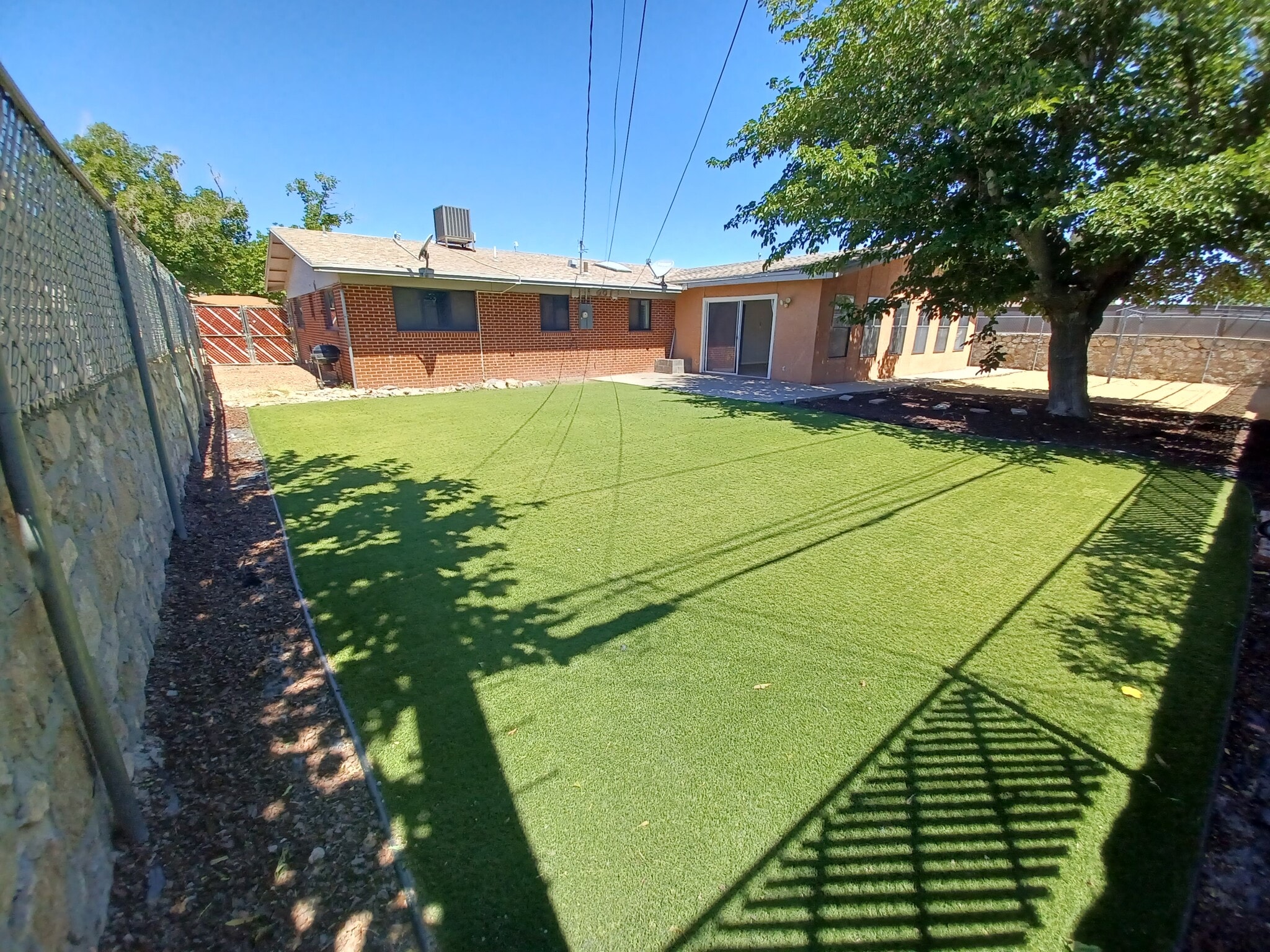 Building Photo - 3216 Donegal Rd